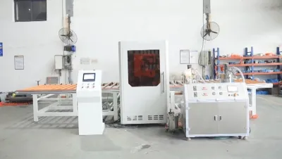 Máy phun keo tự động