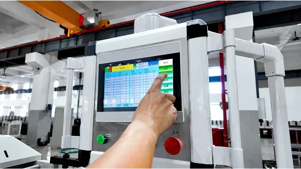 Hệ thống điều khiển thông minh tối ưu hóa khả năng phối hợp vận hành